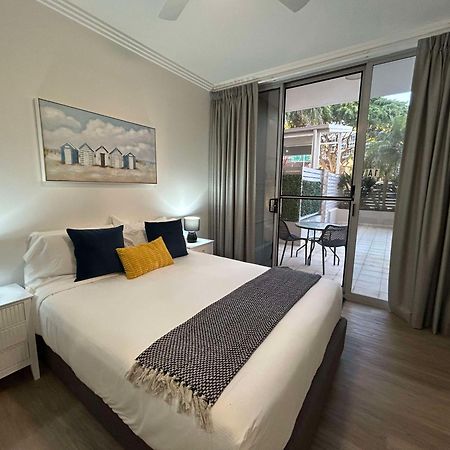 Redvue Holiday Apartments Redcliffe Bagian luar foto