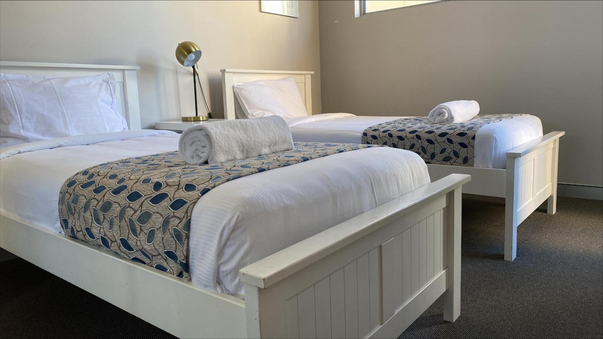 Redvue Holiday Apartments Redcliffe Bagian luar foto