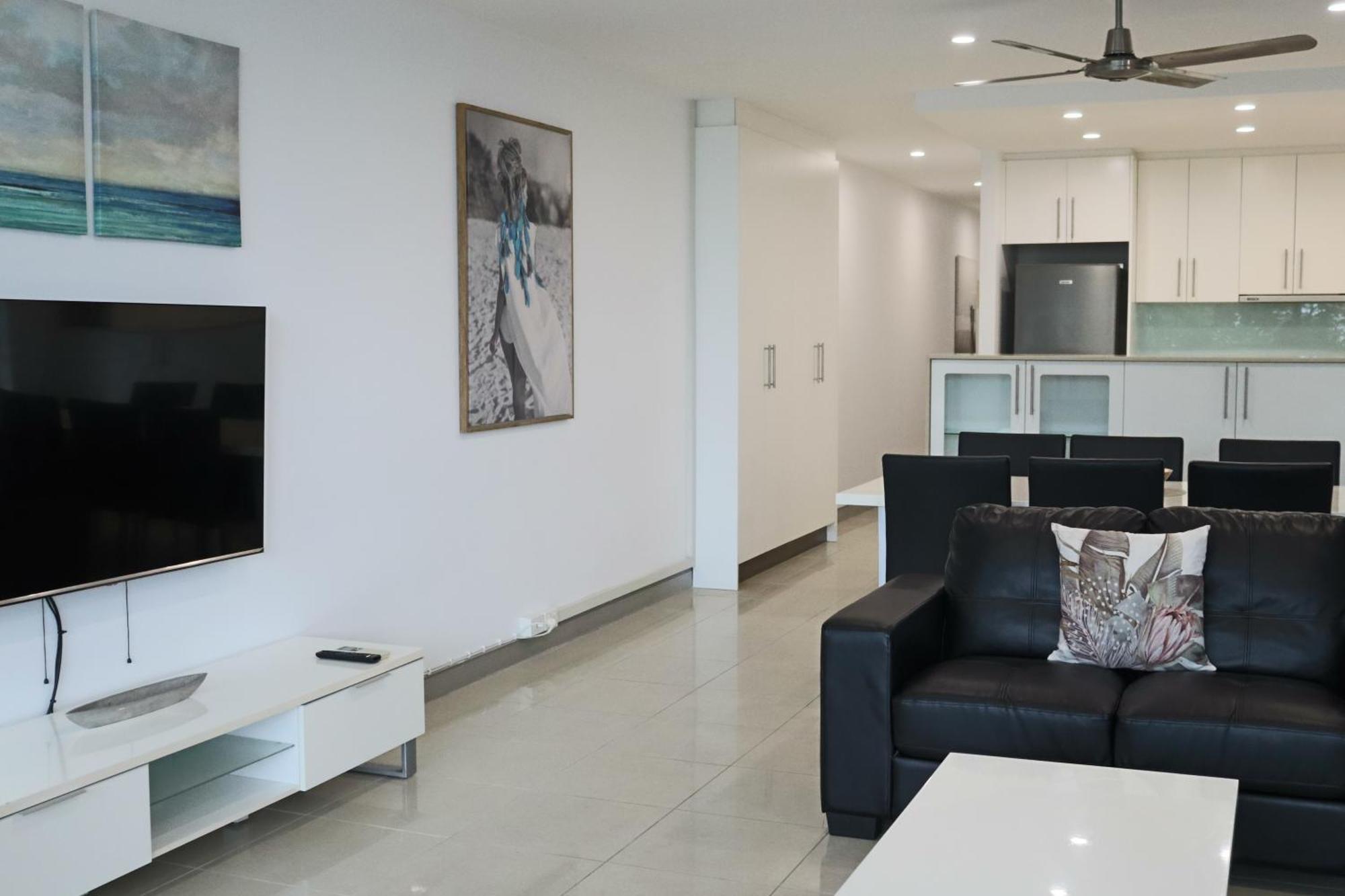 Redvue Holiday Apartments Redcliffe Bagian luar foto