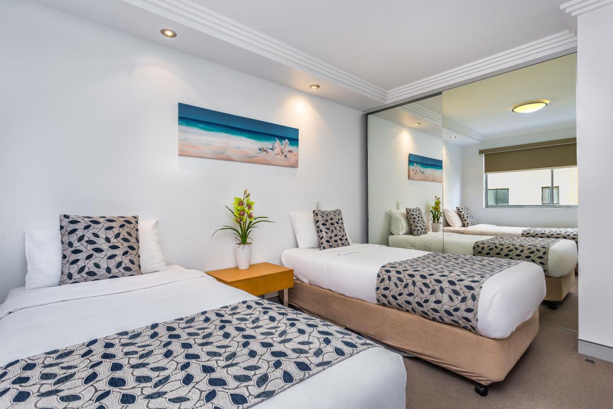 Redvue Holiday Apartments Redcliffe Bagian luar foto